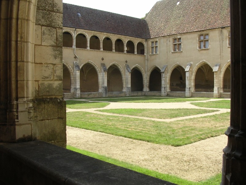 Cloître du monastère royal de Brou
